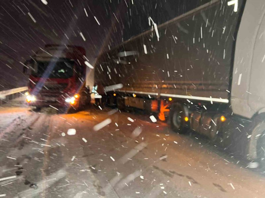 Nevşehir’de Kar Ulaşımı Olumsuz Etkiledi