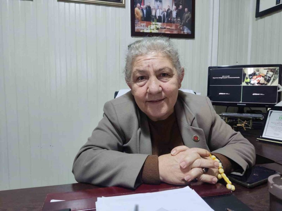 Kablo Hırsızlarının Hedefi Olan Mahallede Eczacılar Mağduriyet Yaşıyor