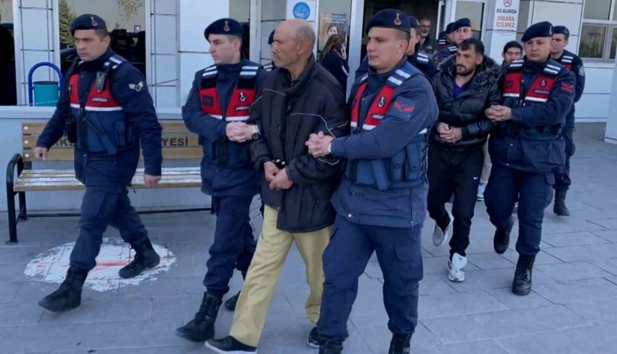 10 Yıldır Kayıp Olan Adamı Dini Nikahlı Karısı Öldürüp Yakmış