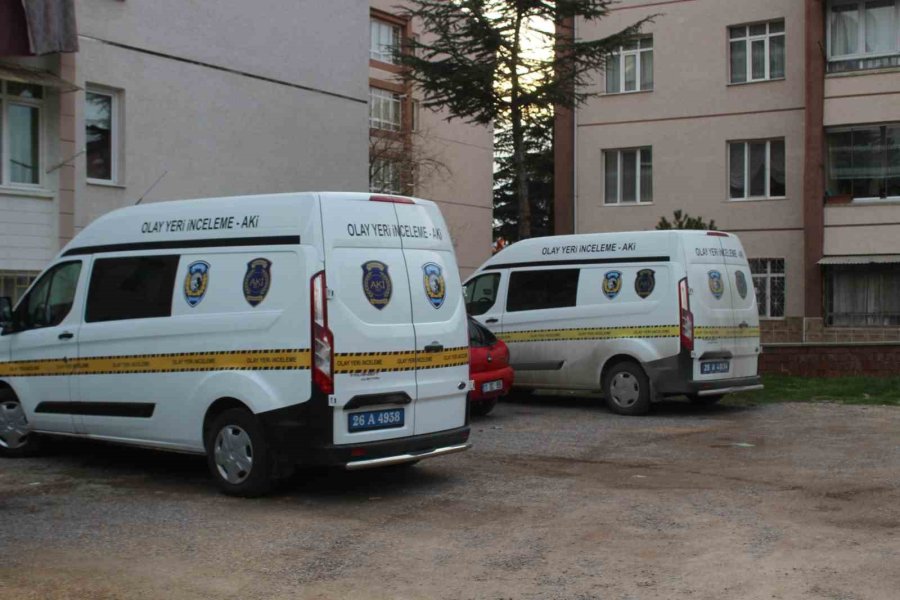 Rus Uyruklu Eşini Bıçaklayarak Öldüren Şahıs Gözaltına Alındı