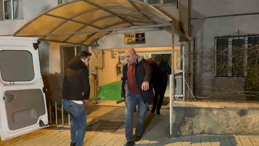 Rus Uyruklu Eşini Bıçaklayarak Öldüren Şahıs Gözaltına Alındı