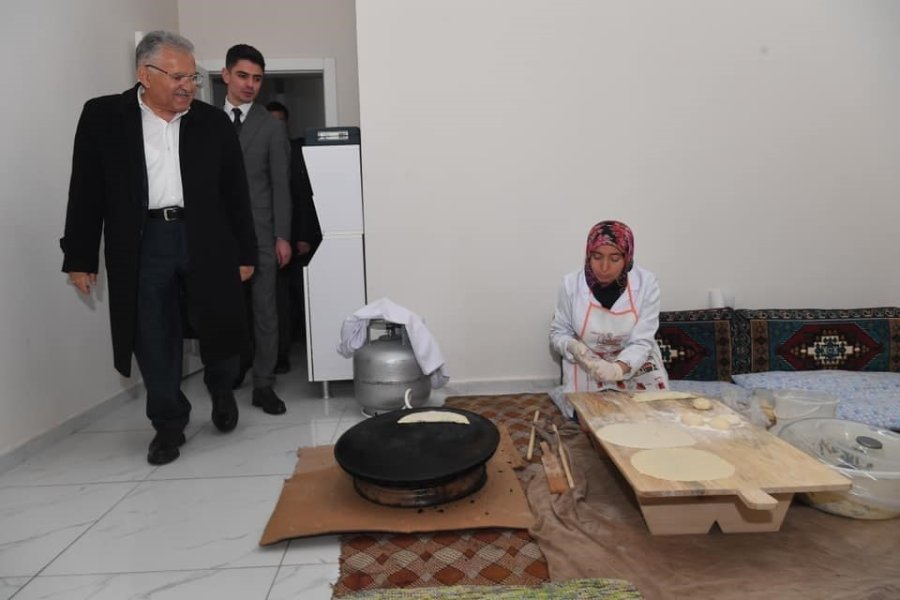 Başkan Büyükkılıç’tan 16 İlçeye 4 Yılda 306 Kez Hizmet Dolu Ziyaret