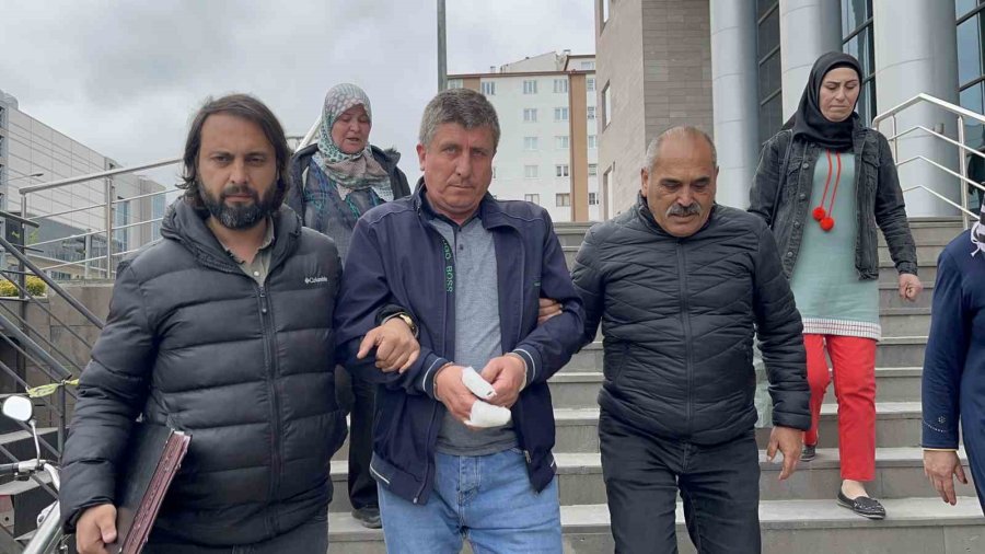 Rus Uyruklu Eşini Bıçaklayarak Öldüren Şüpheli Tutuklandı