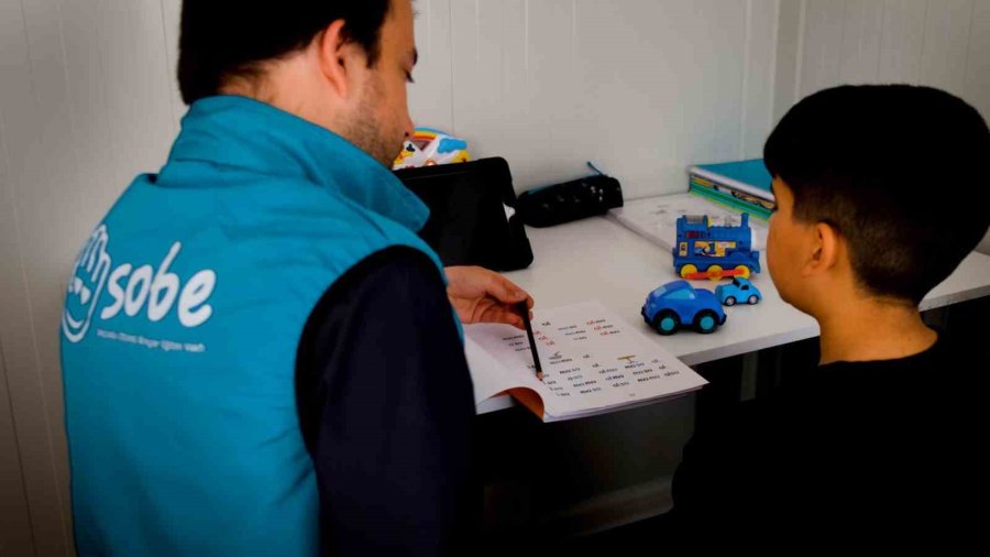 Depremzede ’otizmli Özel Çocuklara’ Hatay Ve Konya’da Özel Eğitim