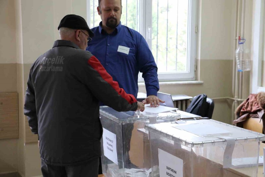 Bulgaristan Seçimleri İçin Eskişehir’de Çifte Vatandaşlar Sandık Başına Gitti