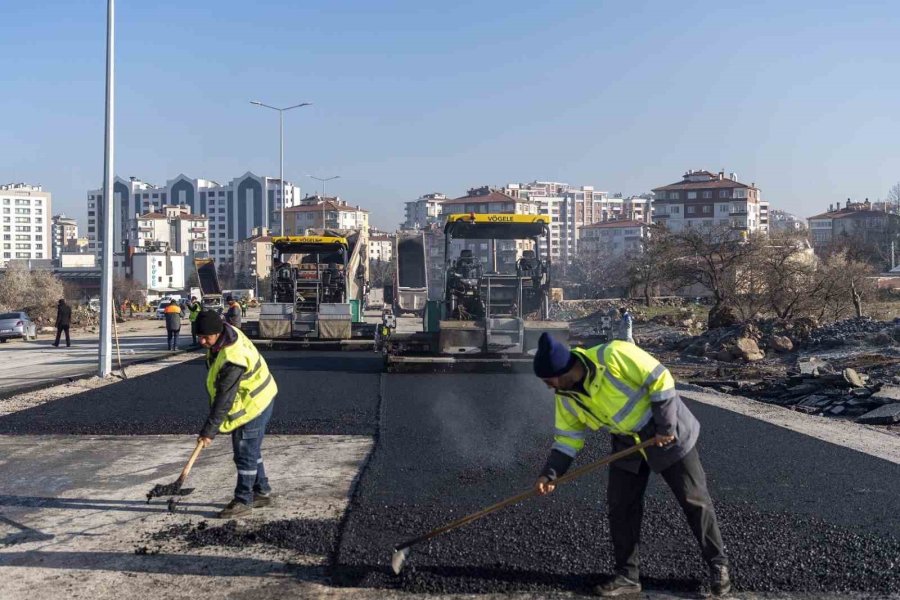 Kayseri’nin Yeni Yollarına 1,5 Milyar Tl’lik Yatırım