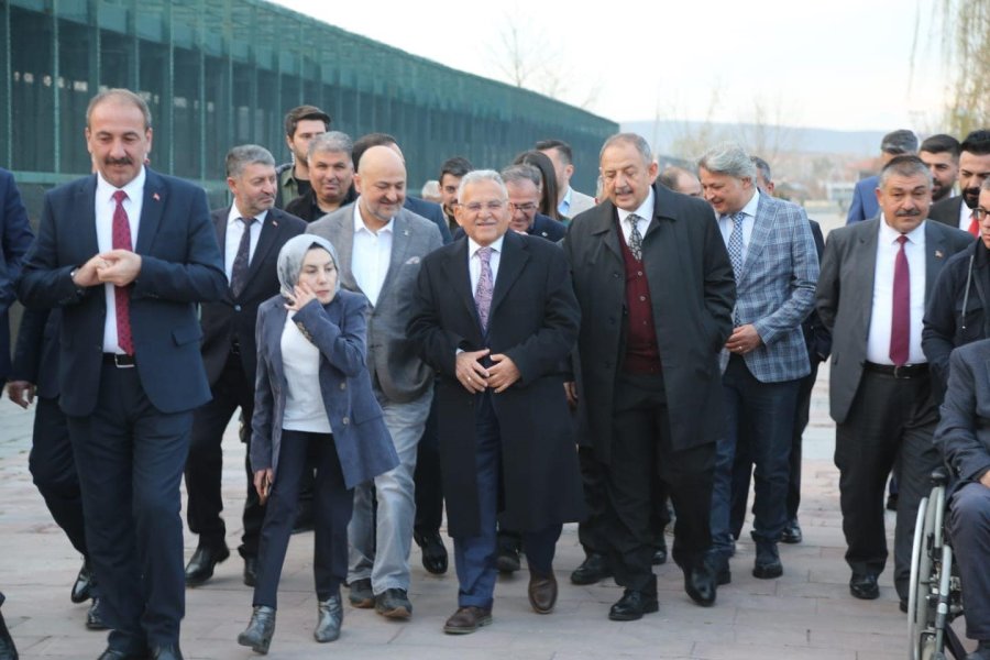 Başkan Büyükkılıç, Teşkilat Buluşmasına Katıldı