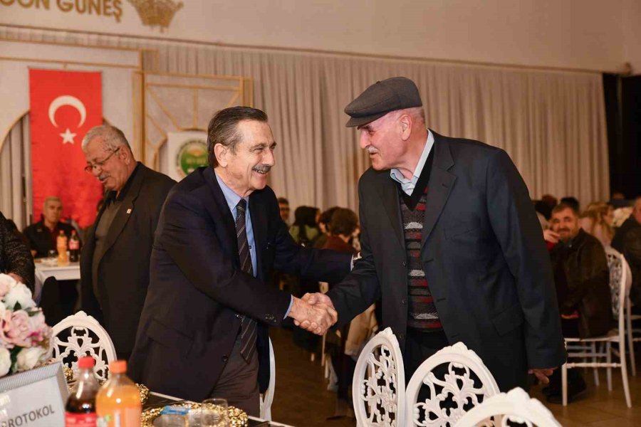 Başkan Ataç, İftarda Beylikovalılar İle Buluştu