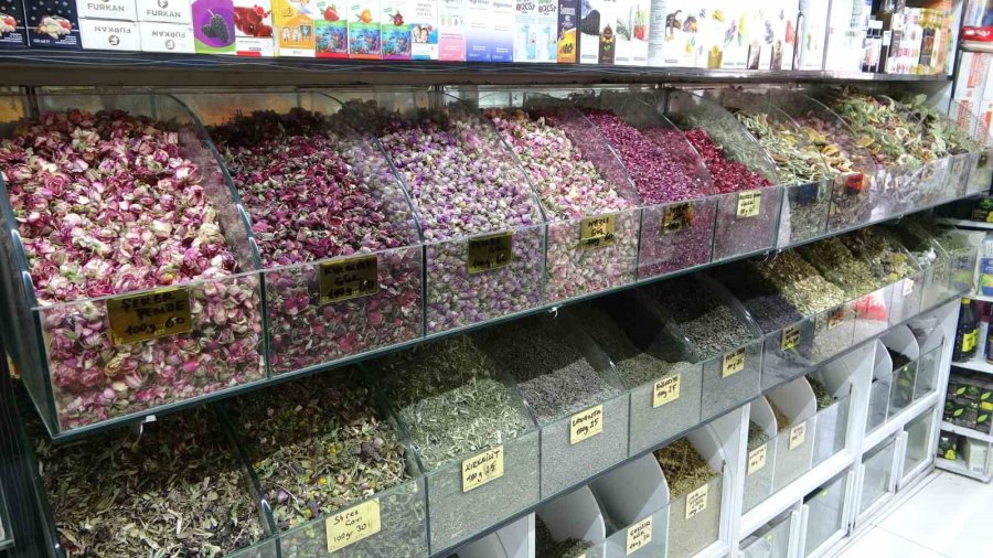 İftardan Sonra Çay Yerine Bu Bitkileri İçin