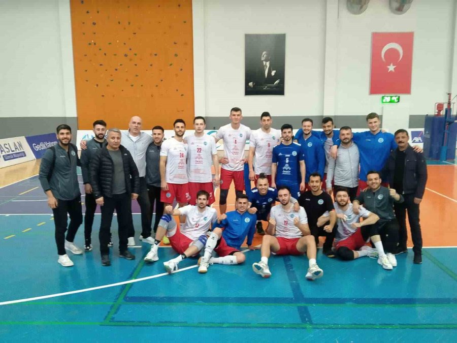 Axa Sigorta Efeler Ligi: Tokat Belediye Plevne: 0 - Develi Belediyespor: 3