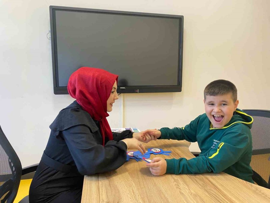 Byüükşehir’in Engelsiz Yaşam Merkezi’nde Otizm Farkındalık Günü