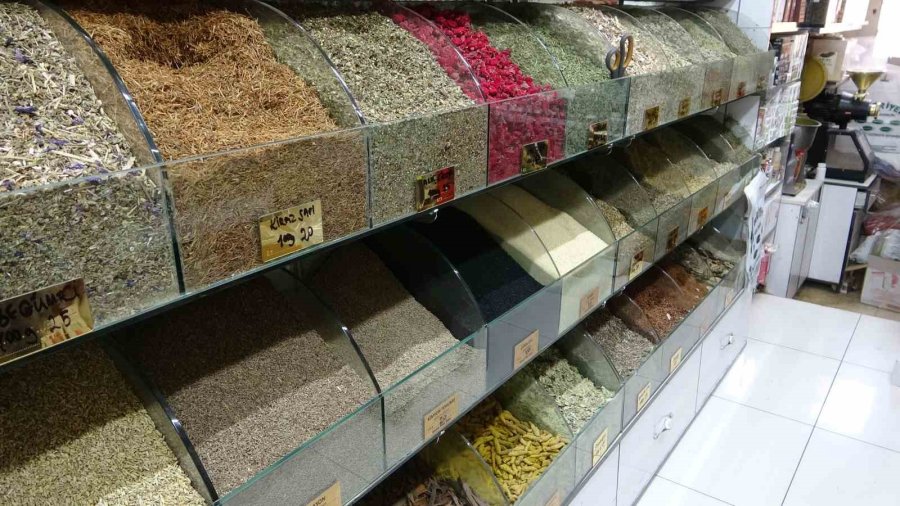 İftardan Sonra Çay Yerine Bu Bitkileri İçin