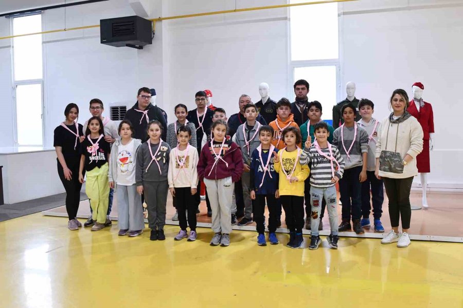 Çocuklar İzciliği Ve İklimi Öğreniyor