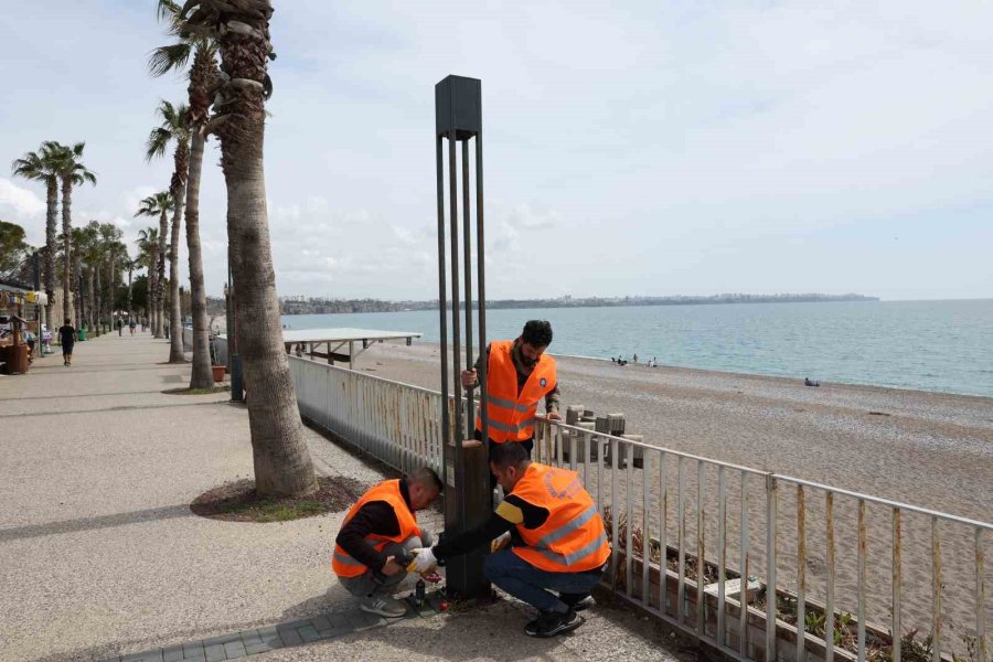 Konyaaltı Sahil Projesi’nde Yaz Sezonu Hazırlığı Başladı
