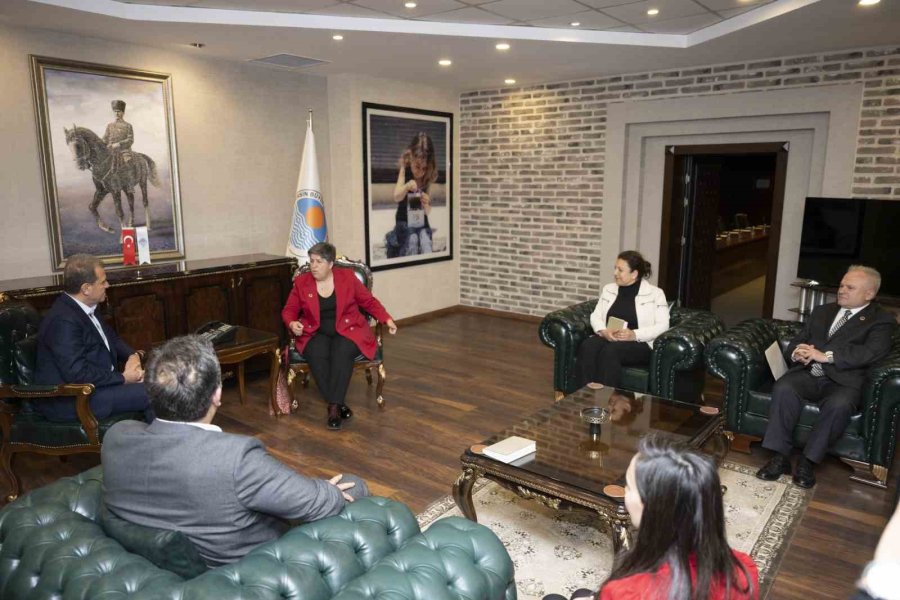 Başkan Seçer: "yürütülen Çalışmalarda Kadın Ve Çocukları Önceliyoruz"