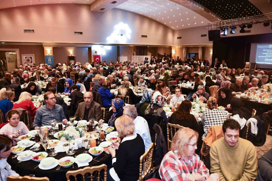 Başkan Ataç Şehit Yakınları, Gaziler Ve Aileleriyle İftarda Buluştu
