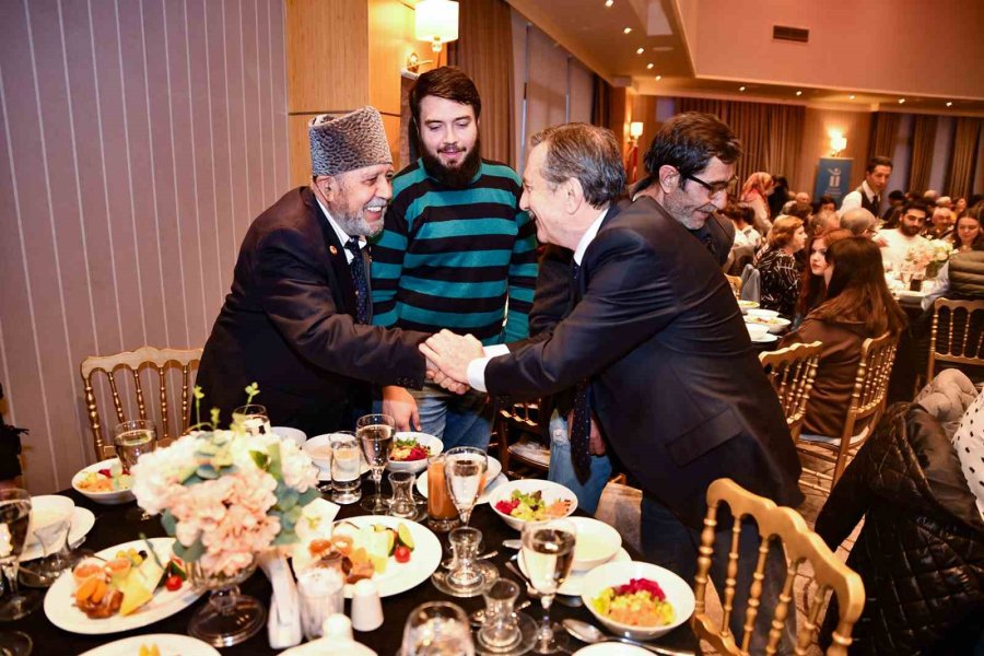 Başkan Ataç Şehit Yakınları, Gaziler Ve Aileleriyle İftarda Buluştu