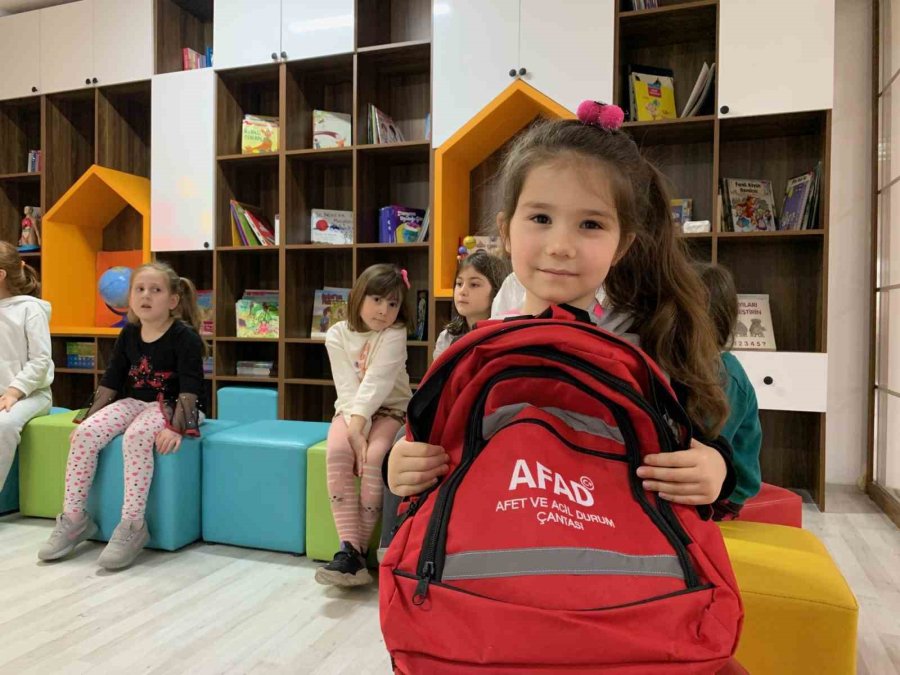 Minikler Oyun Ve Animasyonlarla Afetlere Hazırlanıyor