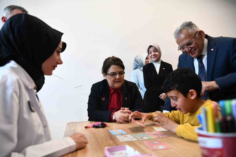 Bakan Yanık’tan Başkan Büyükkılıç’a "örnek Proje" Teşekkürü