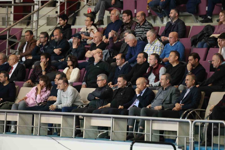 Alanya Belediyespor’dan Tarihi Başarı