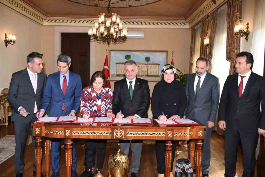 Alanya’ya Anaokulu İçin Protokol İmzalandı