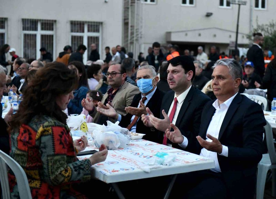 Muhtar İçin Mevlit Okutuldu