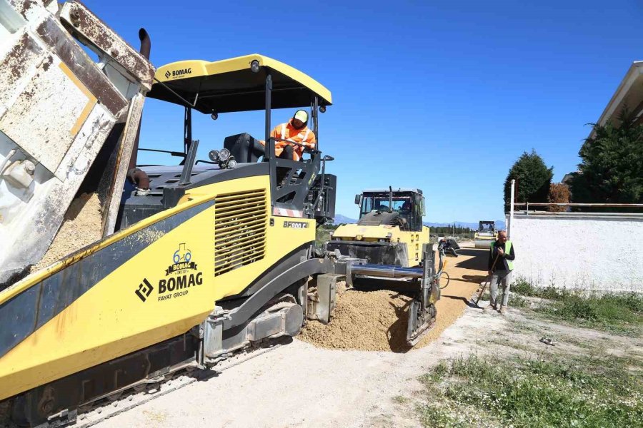 Döşemealtı’na 150 Bin Metrekare Sıcak Asfalt