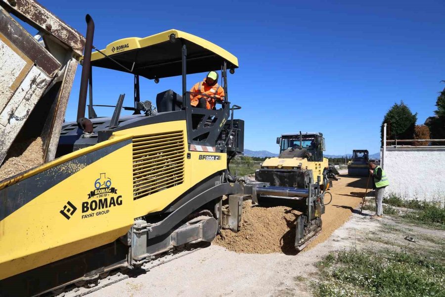 Döşemealtı’na 150 Bin Metrekare Sıcak Asfalt