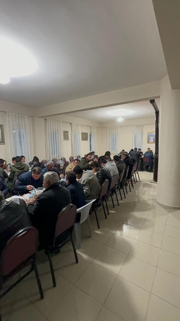 Eskişehir’deki Ağrılılar İftarda Buluştu