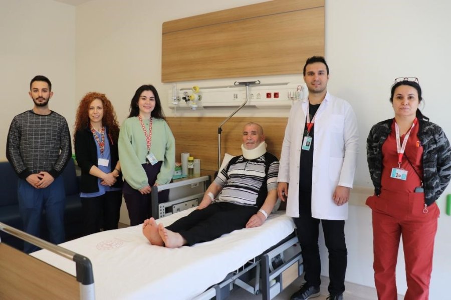 3 Yıldır Süren Rahatsızlık Eskişehir Şehir Hastanesi’nde 6 Saatte Giderildi