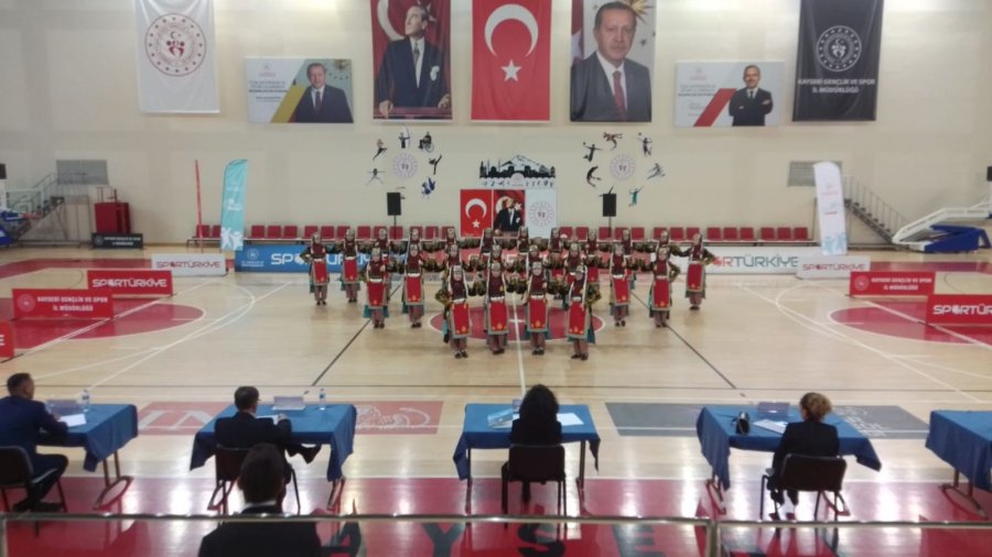 Demir Karamancı, Halk Oyunlarında Bölge Şampiyonası Vizesi Aldı