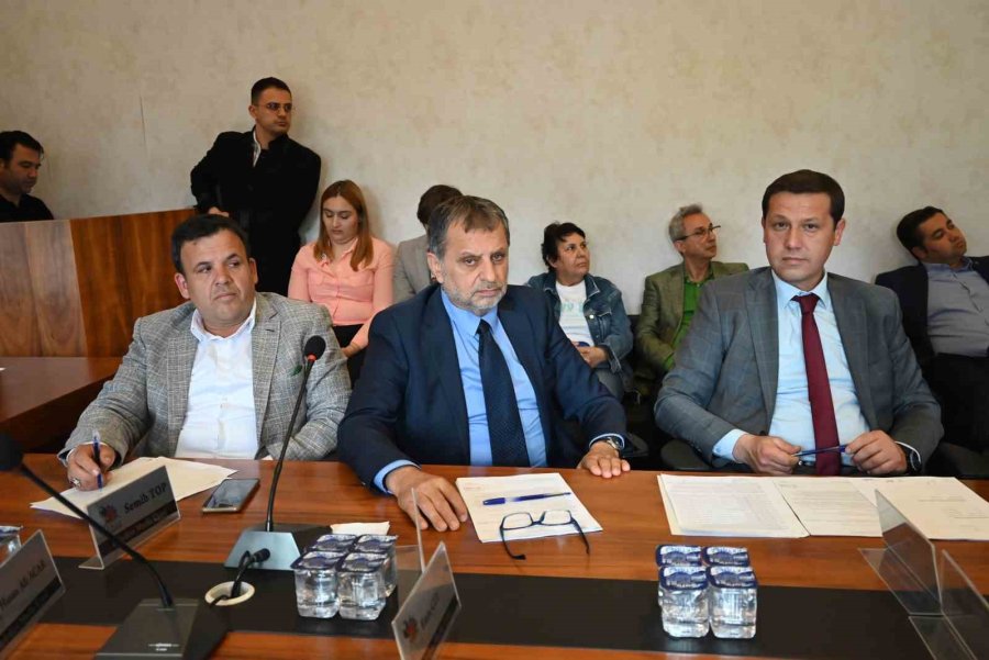 Meclisten Başkana Eyt Emeklisi Personeller İçin 30 Milyon Lira Borçlanma Yetkisi