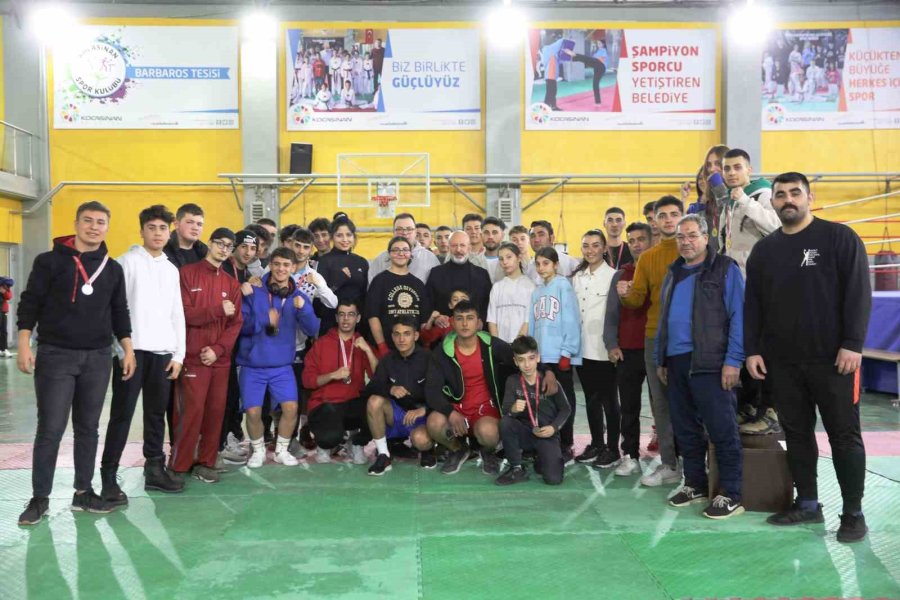 Kocasinan’ın Boks Sporcuları Türkmen Ve Tayyar, Türkiye İkincisi Oldu