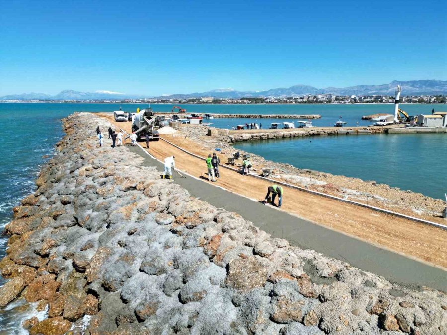 Başkan Sözen, Antik Side Limanı’nı Güzelleştiriyor