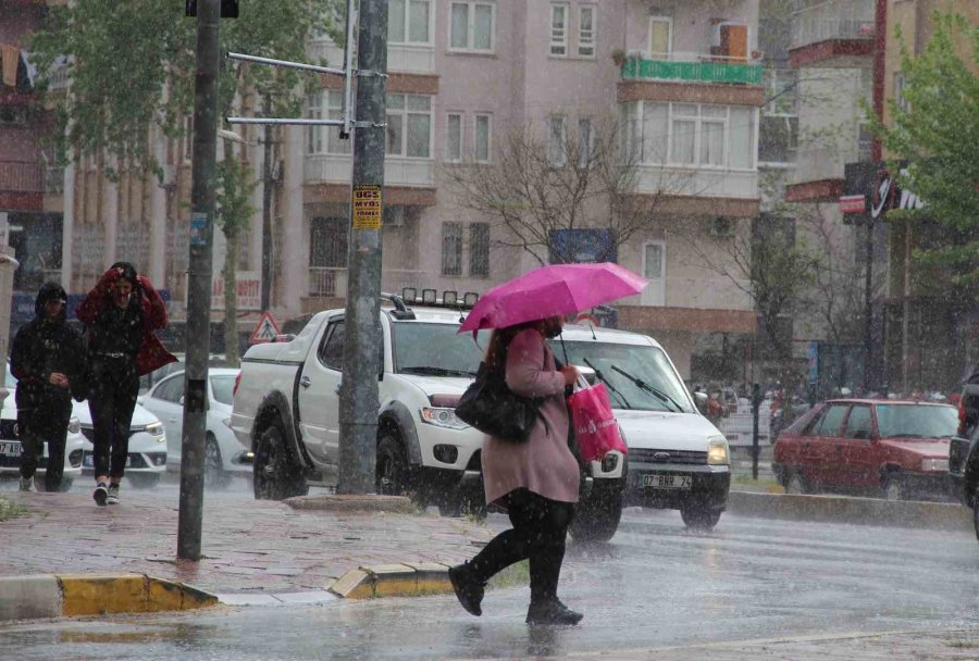 Meteorolojiden Antalya’ya Kar Ve Yağmur Uyarısı