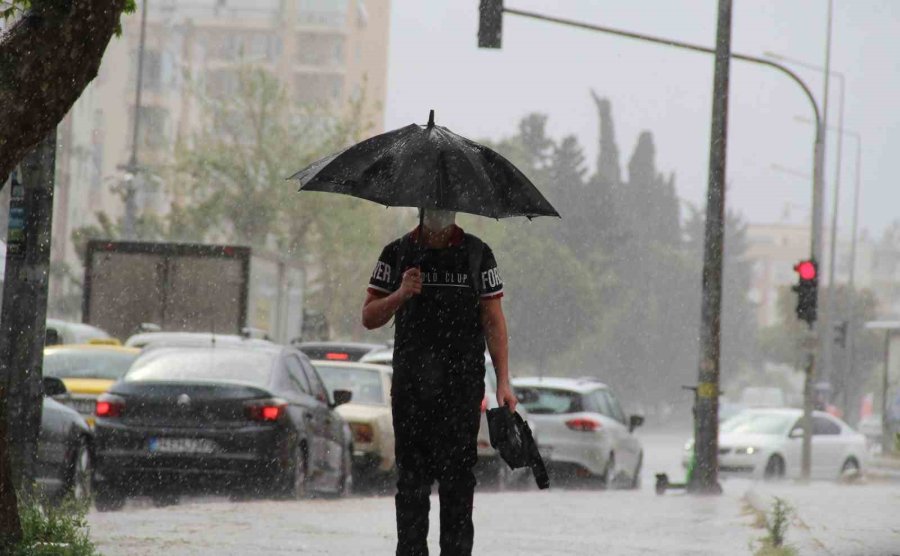 Meteorolojiden Antalya’ya Kar Ve Yağmur Uyarısı