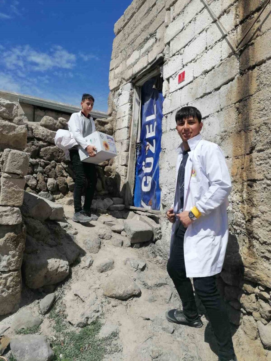 Niğdeli Lise Öğrencilerinden Anlamlı Kampanya