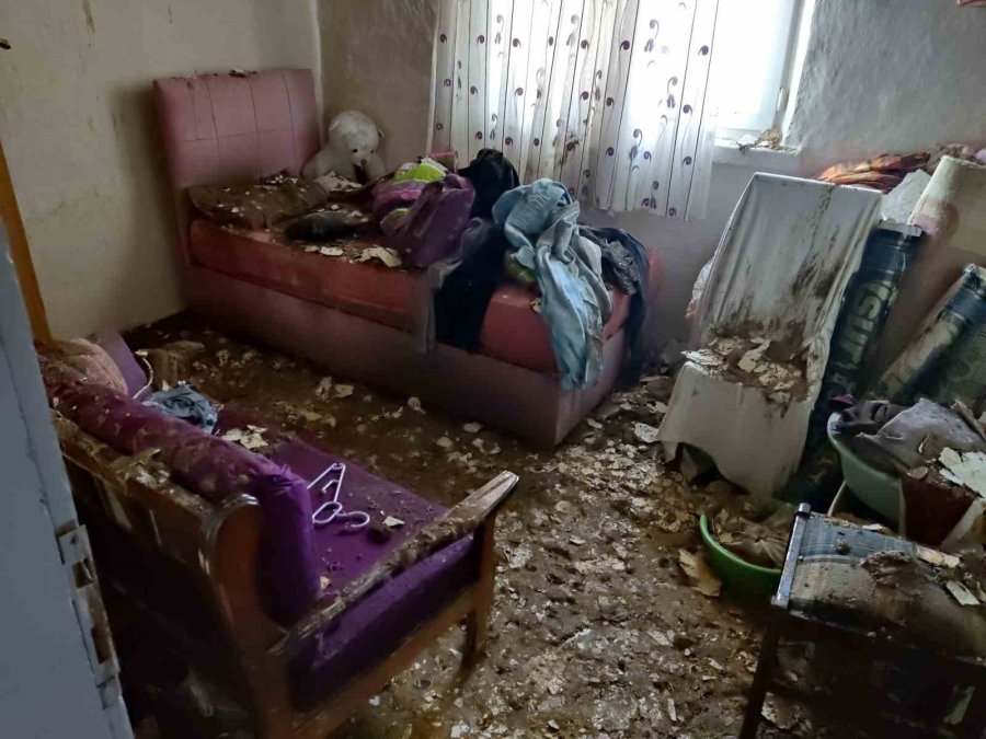 2 Akrabasının Evini Kundaklayan Şüpheliye 10 Yıl Hapis Cezası