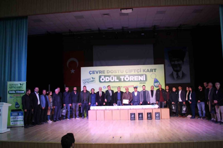 Akıllı Otomatlara En Çok Ambalaj Bırakanlara Ödülleri Verildi