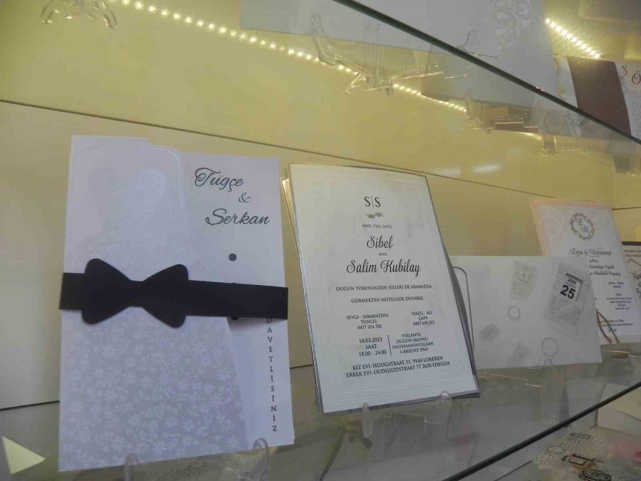 Davetiye Satıcıları Düğün Sezonundan Umutlu