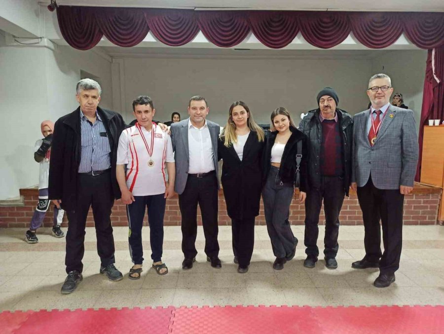 Ünal Yalçın Unutulmadı