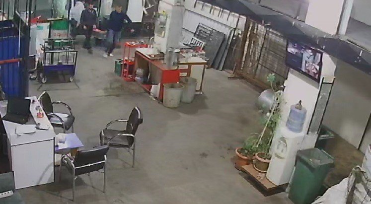 Konya’da 21 Ayrı Suç Kaydı Olan Akü Hırsızı Yakalandı