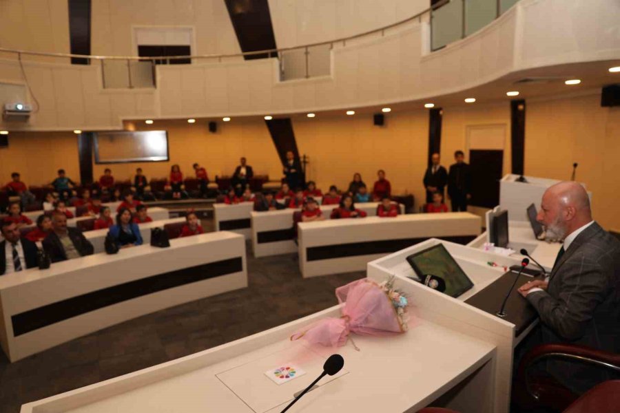 Başkan Çolakbayrakdar’dan Çocuklara Akıl Ve Zeka Oyunları Müjdesi