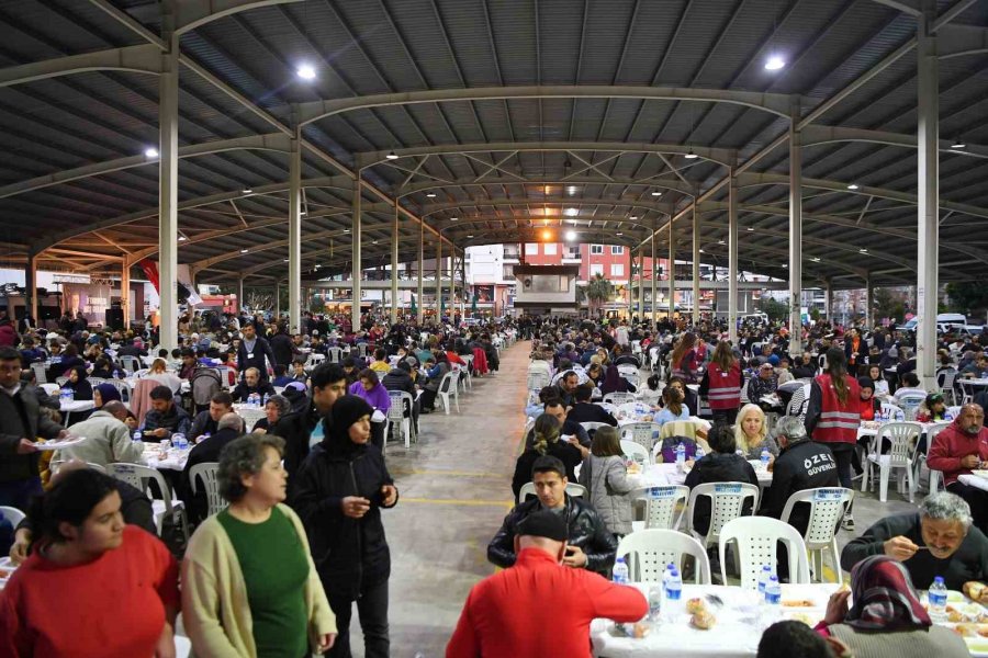 Semih Esen: "aşımızı, Sevgimizi Ve Bereketi Paylaşıyoruz"