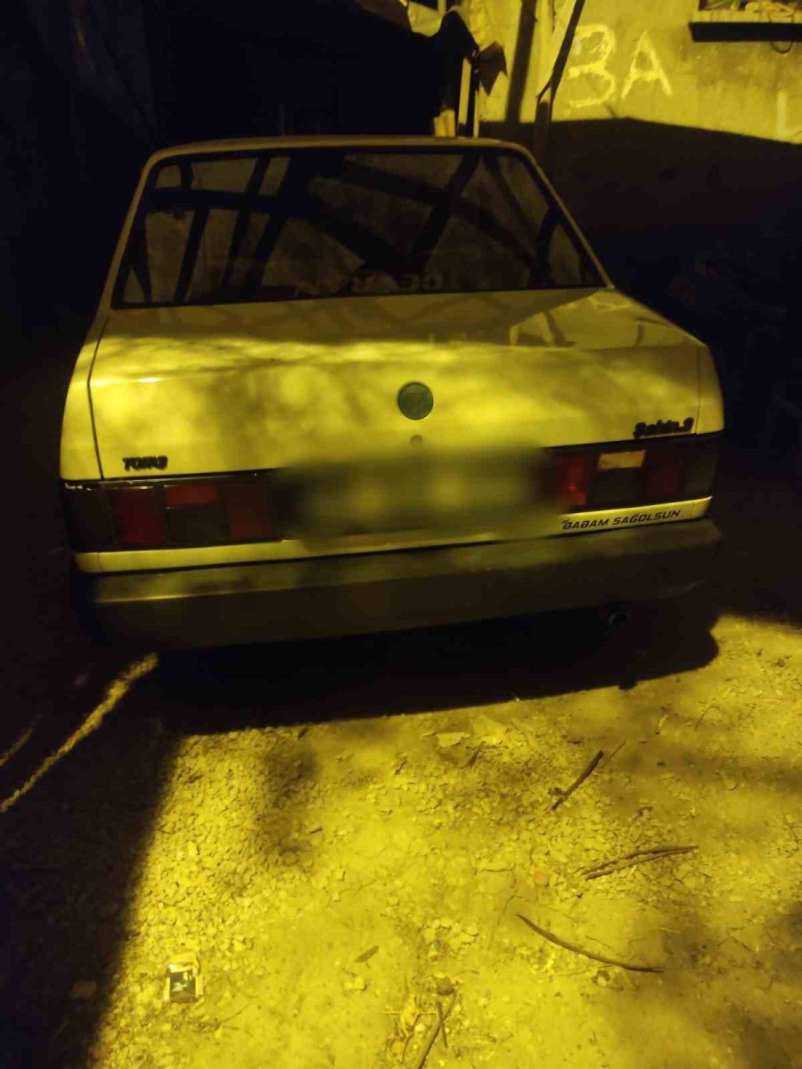 Sosyal Medyadan Satışa Çıkarılan 30 Bin Liralık Telefonu Bıçakla Gasp Etti