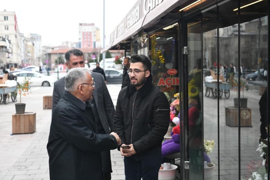 Başkan Büyükkılıç’tan Esnaf Ziyareti