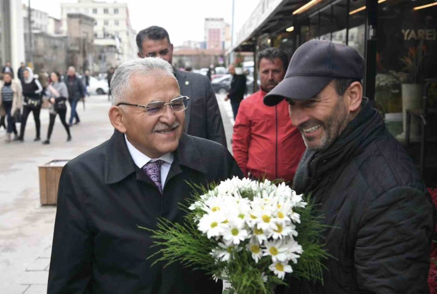 Başkan Büyükkılıç’tan Esnaf Ziyareti