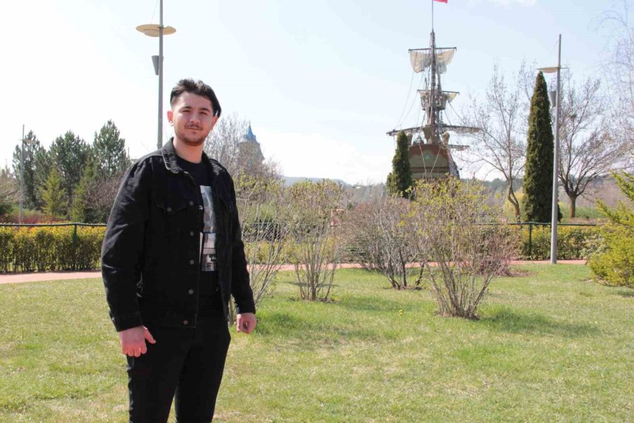 Güneşli Hava Parkları Doldurdu