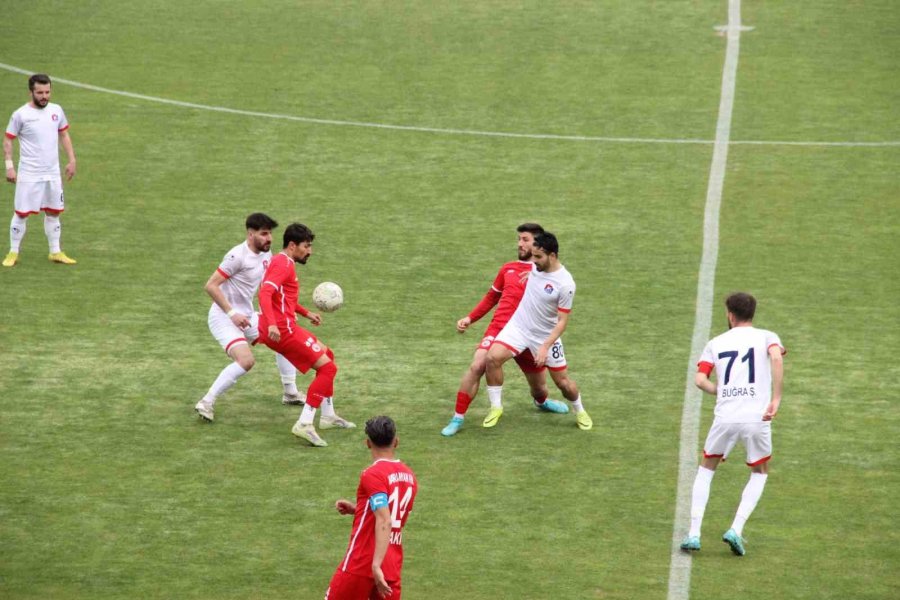 Tff 3. Lig: Karaman Fk: 1 - Kırıkkale Büyük Anadoluspor: 1