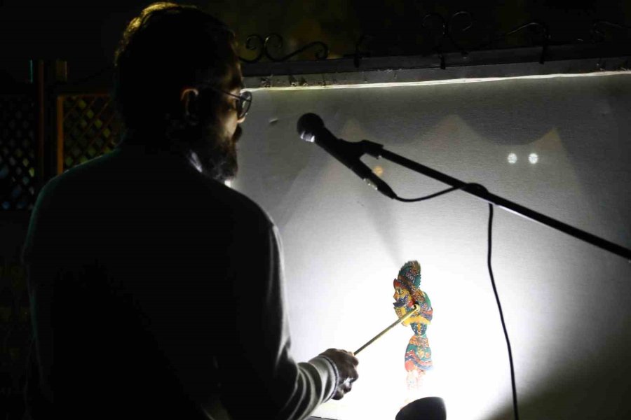 İbrahim Sadri’den Şiir Dolu Ramazan Akşamı